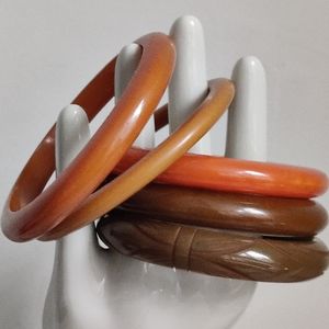 Vintage Five Bakelite Bracelets Set